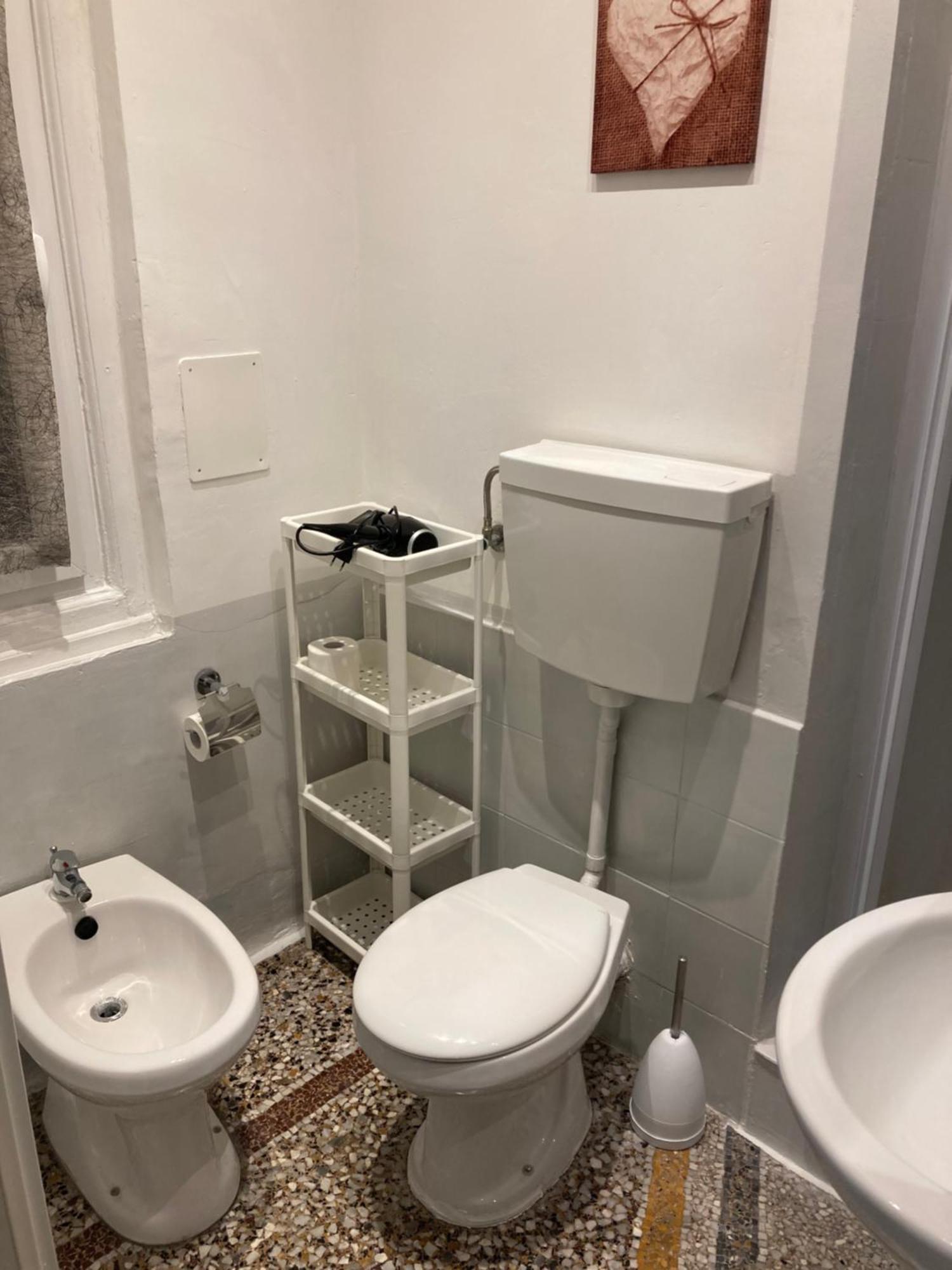Guest House Roma เจนัว ภายนอก รูปภาพ
