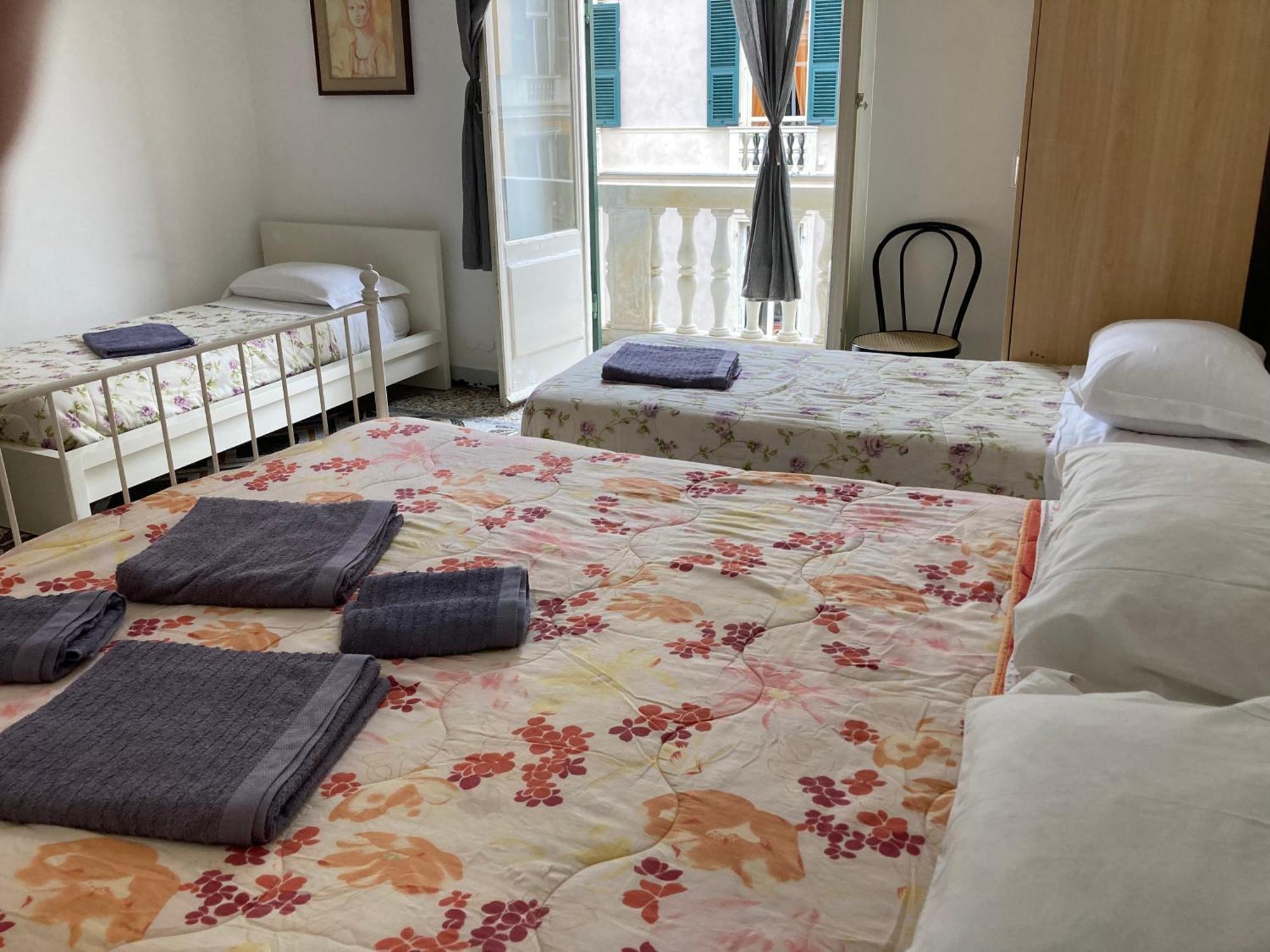 Guest House Roma เจนัว ภายนอก รูปภาพ