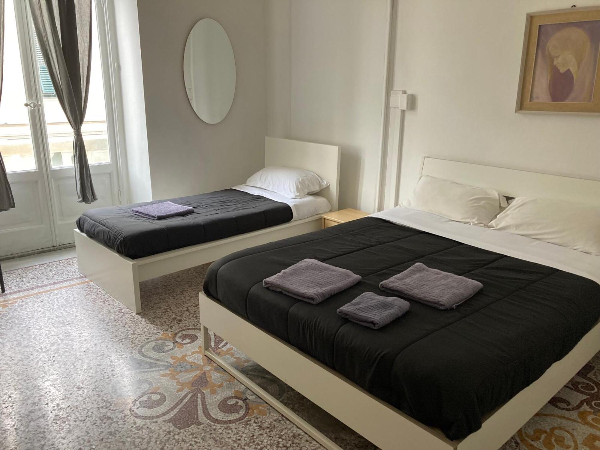 Guest House Roma เจนัว ภายนอก รูปภาพ