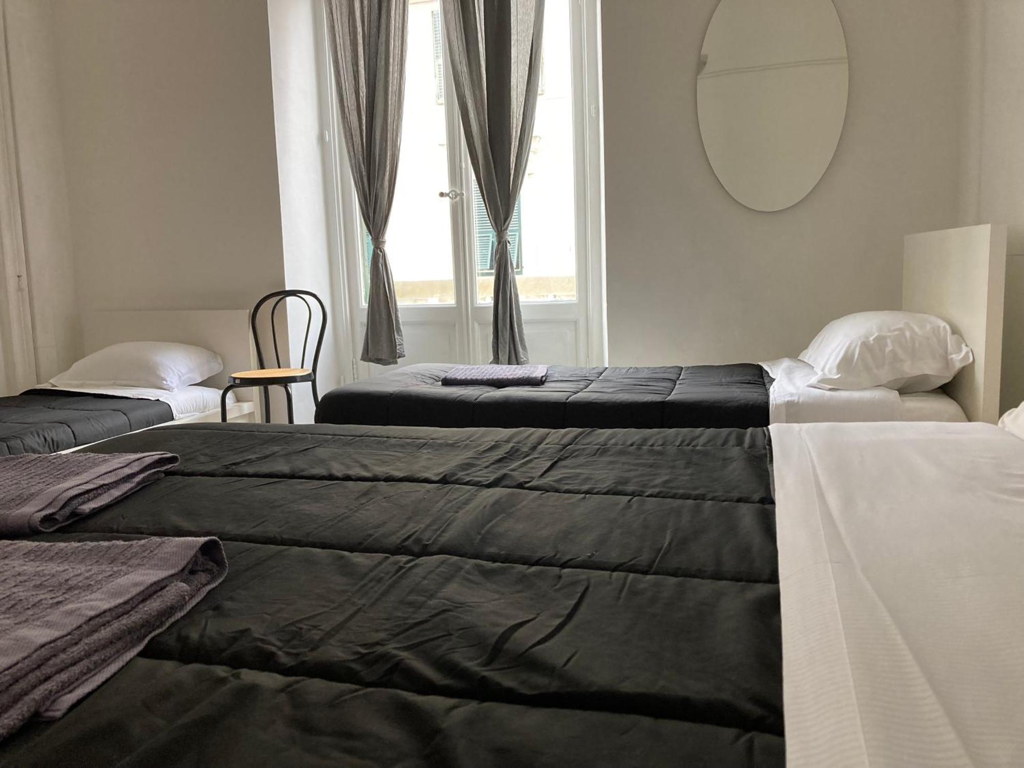 Guest House Roma เจนัว ภายนอก รูปภาพ