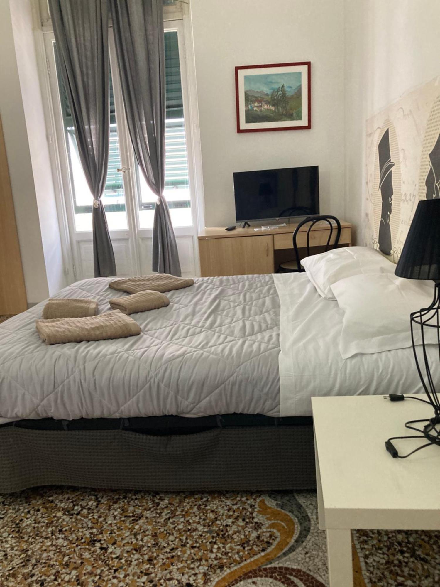 Guest House Roma เจนัว ภายนอก รูปภาพ