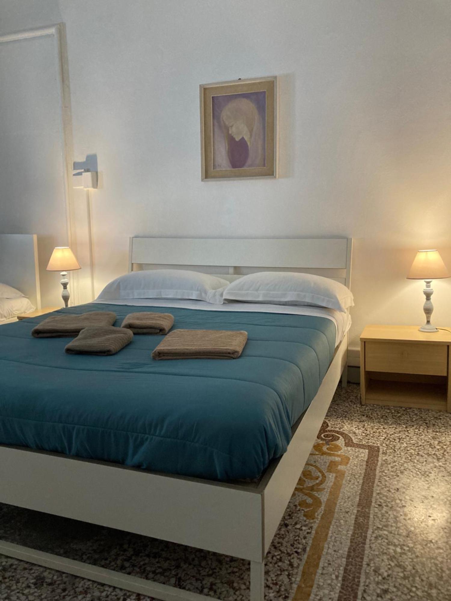 Guest House Roma เจนัว ภายนอก รูปภาพ